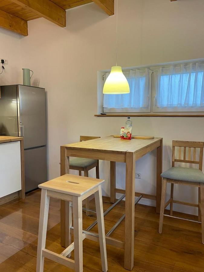 Ferienwohnung im Stadtzentrum von Bernau - Komfortable Wohnung mit 2 Zimmern, Bad, Spülmaschine, Waschmaschine, komplette Küche, WLAN, Terrasse, ruhige Lage Bernau bei Berlin Exterior foto